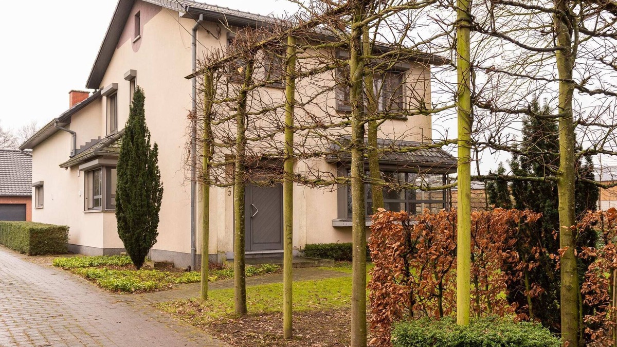 Helchteren House | 14 beds, 20p., 2 bath-, 1 livingroom, 1 veranda