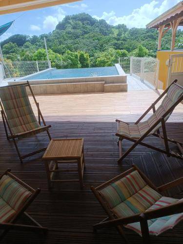 Saint-Esprit Bed & Breakfast | 14 m² Bed and breakfast ∙ 4 guests