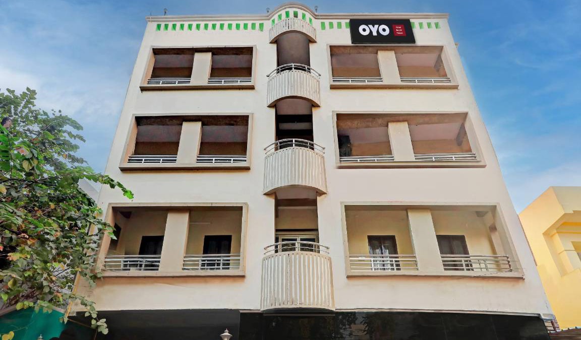 Cuttack Hotel | 14 m² Hotel ∙ 3 guests
