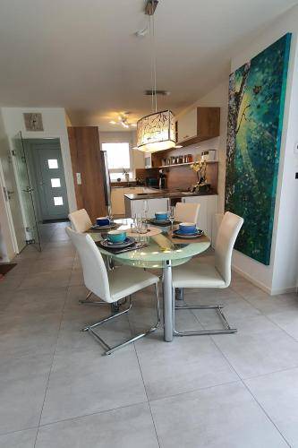 Bensheim Apartment | 140 m² Apartment ∙ 3 bedrooms ∙ 6 guests