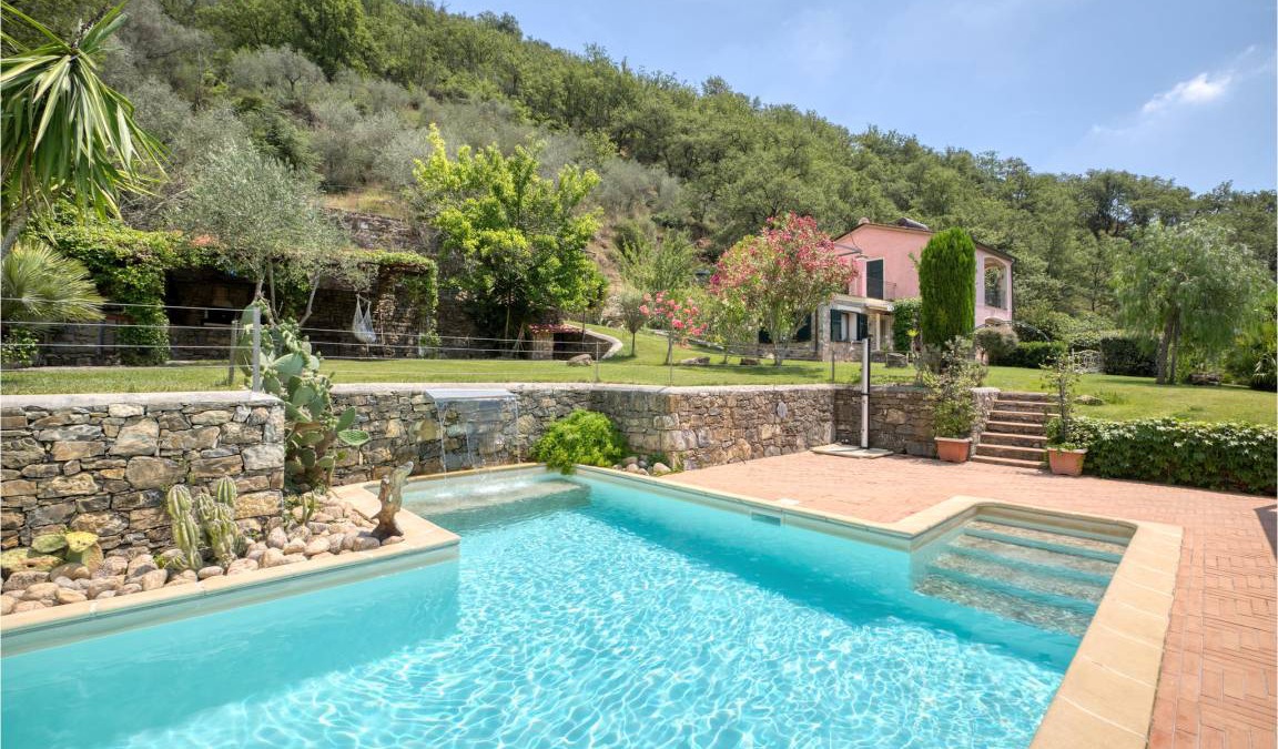 Dolcedo House | 140 m² House ∙ 3 bedrooms ∙ 9 guests