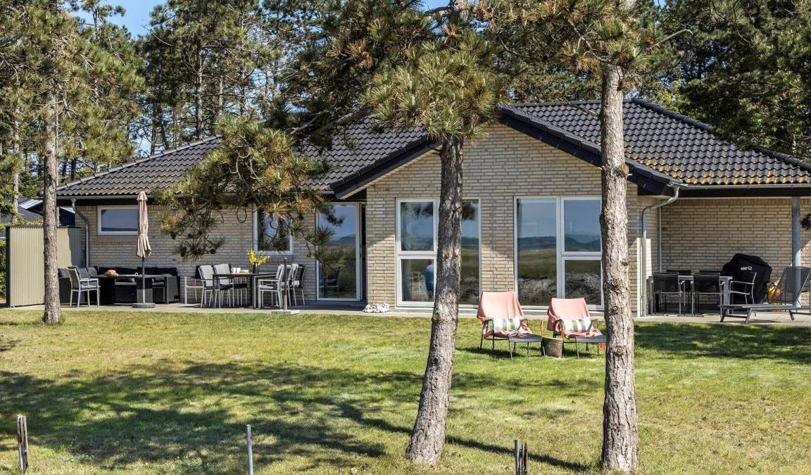 Øer Strand House | 140 m² House ∙ 4 bedrooms ∙ 8 guests