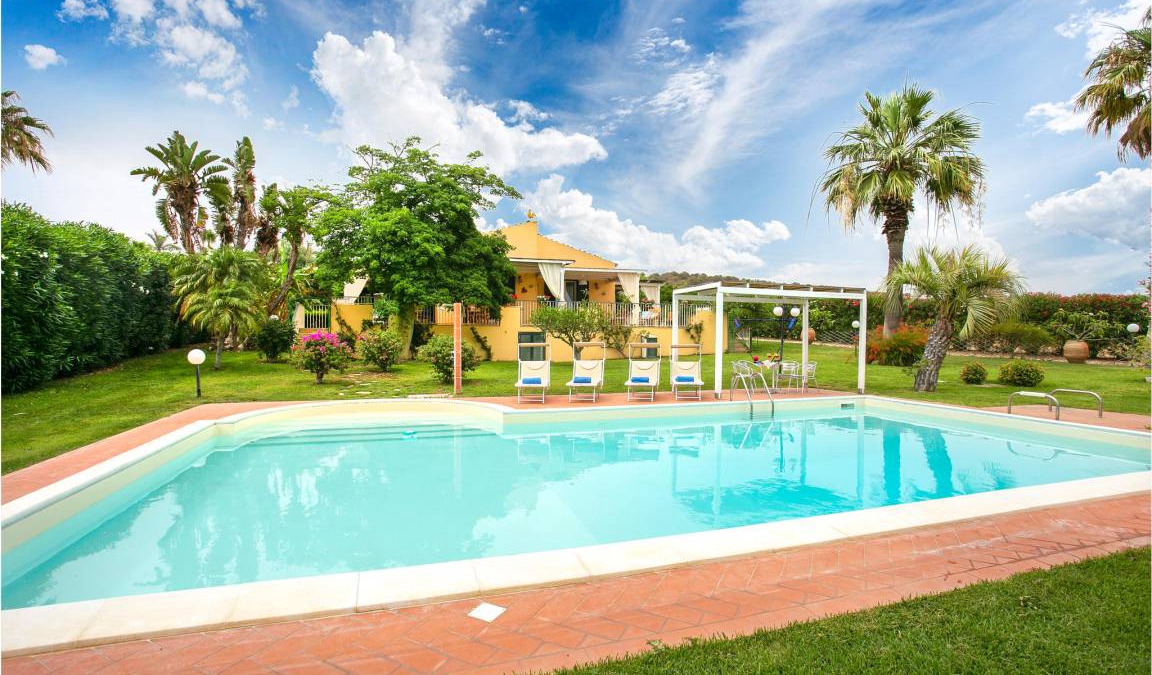 Scicli House | 140 m² House ∙ 4 bedrooms ∙ 9 guests