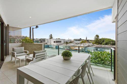 Bulimba Apartment | 143 m² Apartment ∙ 3 bedrooms ∙ 6 guests