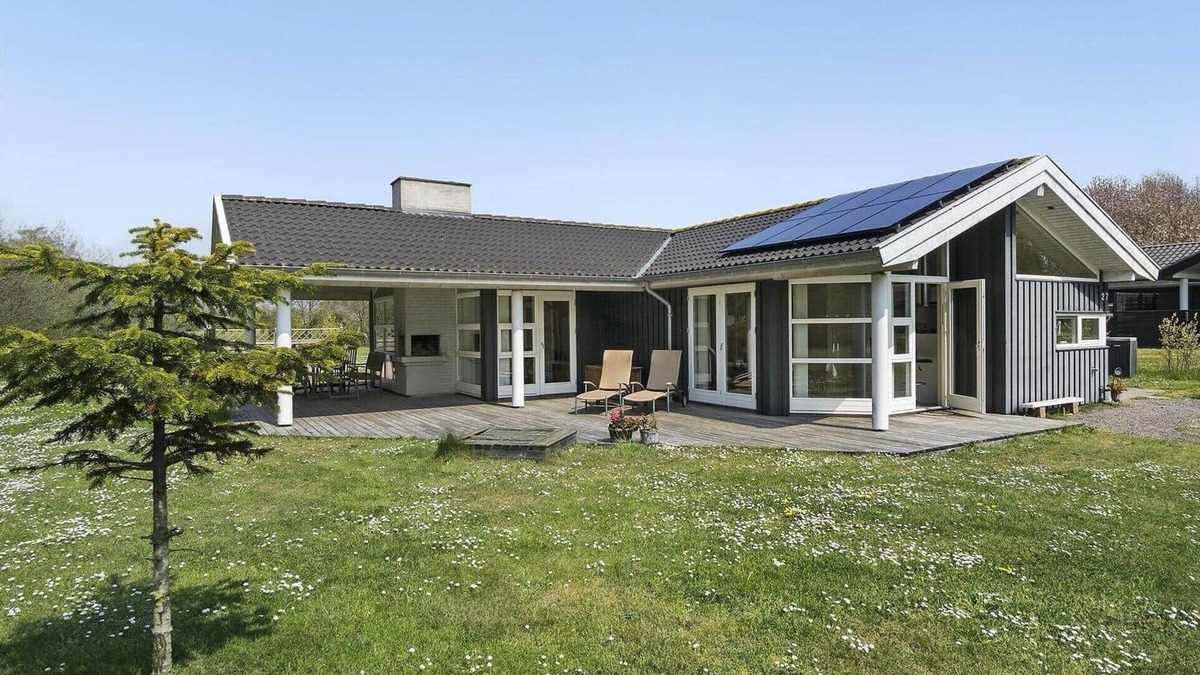 Oster Somarken House | 1433 Aakirkeby - Sluseparken 27