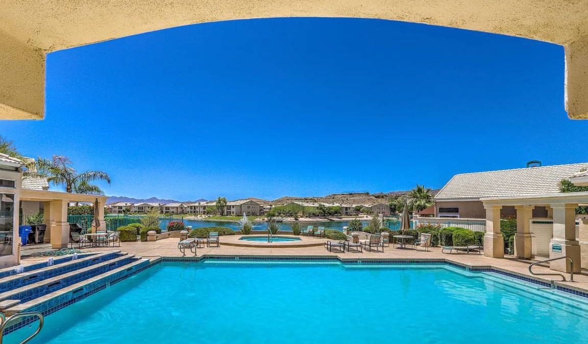 Foothills House | 145 m² House ∙ 2 bedrooms ∙ 4 guests