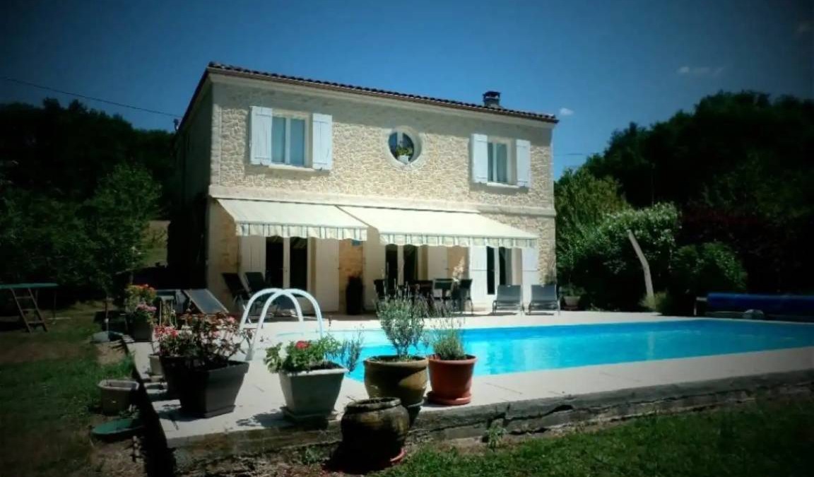Bergerac House | 145 m² House ∙ 4 bedrooms ∙ 8 guests