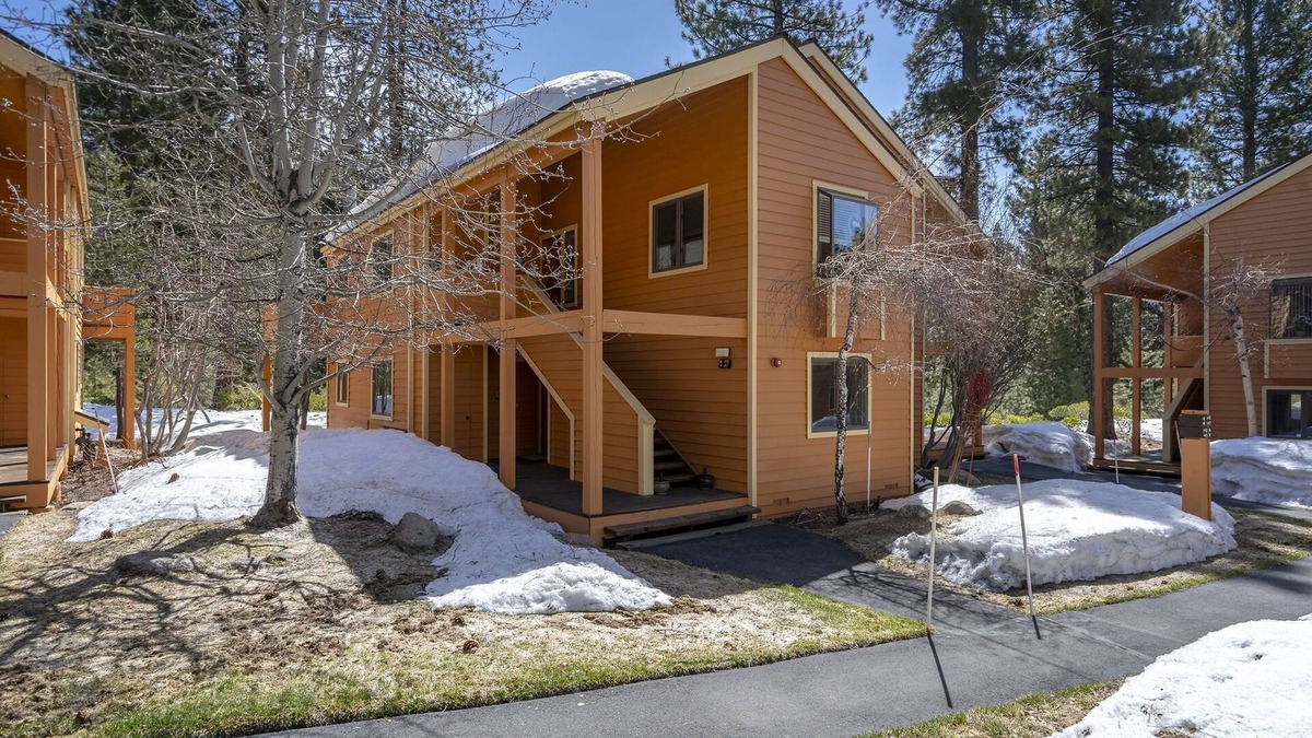 Incline Village Condo | 147 McCloud - The Perfect McCloud Getaway