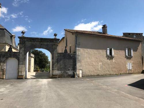 Charras House | 149 m² House ∙ 3 bedrooms ∙ 6 guests