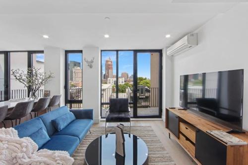Greenpoint House | 149BK-601 NEW PH 2BR-2Bath Private Rooftop W D
