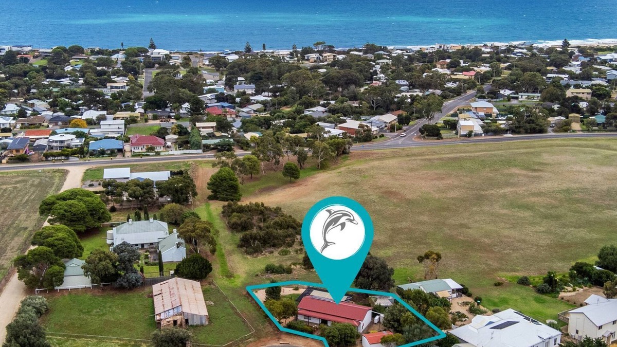 Carrickalinga House | 15 Dorset Court, Carrickalinga