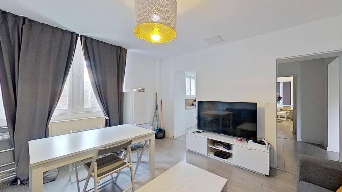 Saint-Etienne-du-Rouvray Resort | 150 m² Private room ∙ 1 bedroom ∙ 1 guest