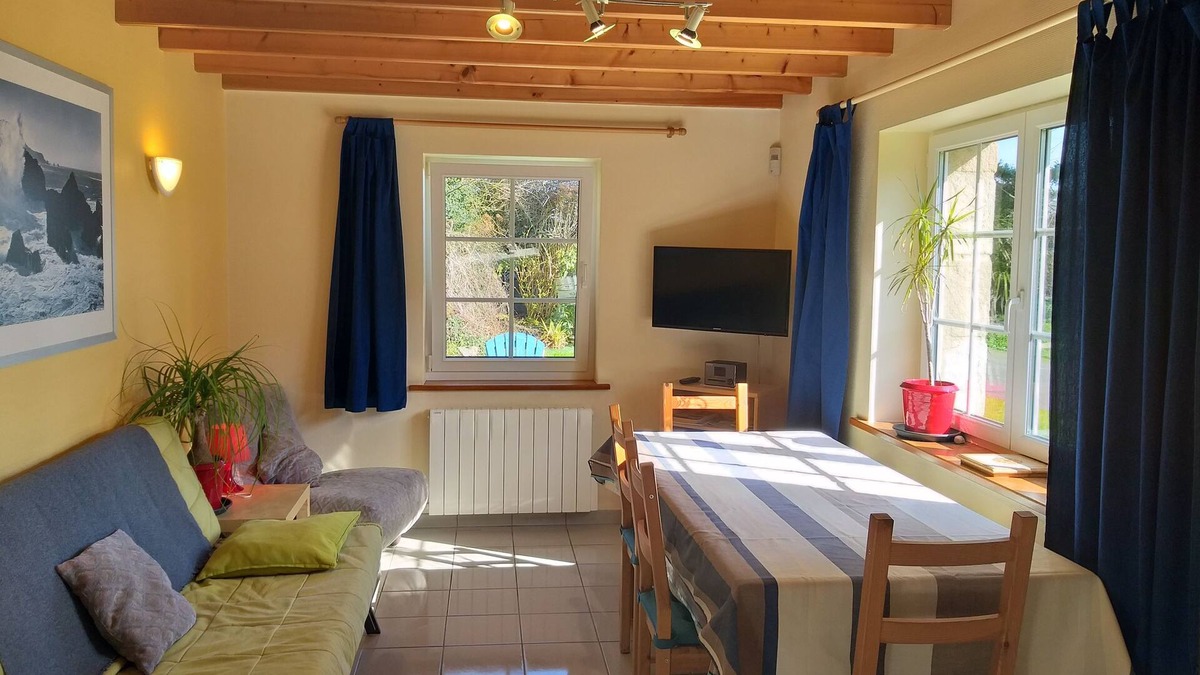 Camlez Cottage | 15' from beaches, Perros-Guirec, Tréguier and Lannion, ideally located.