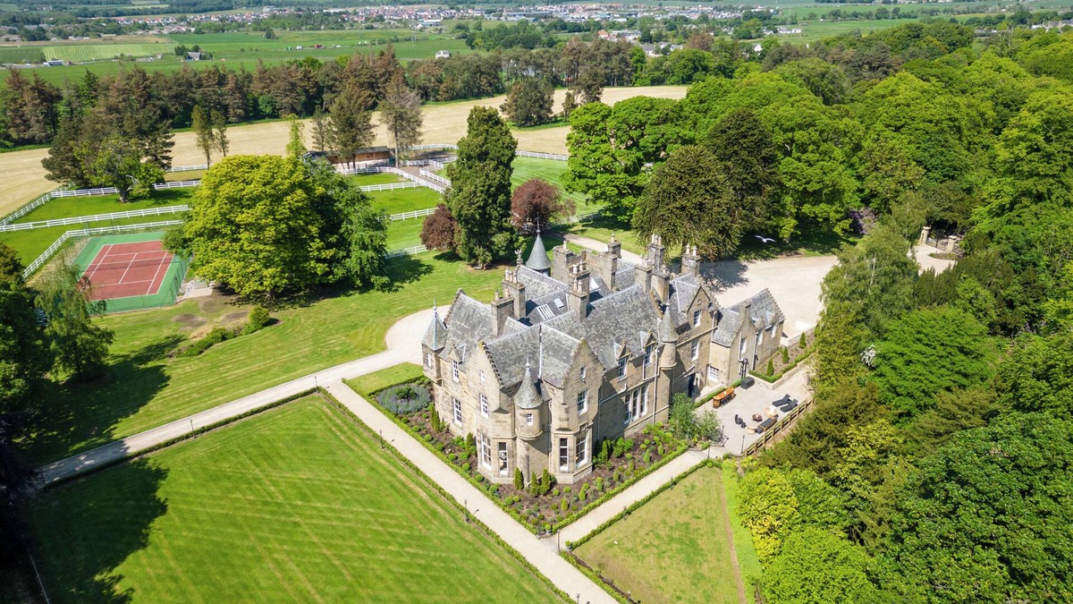 Kirknewton Other | 15 Major golf courses nearby 20 minutes from Edinburgh Scotland