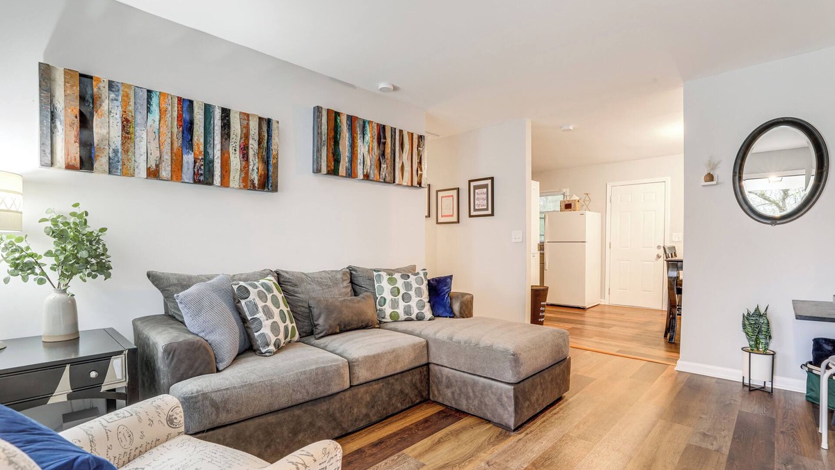 Mountain Brooke House | 15 Mi to Dtwn Atlanta: Home w/In-Unit Laundry