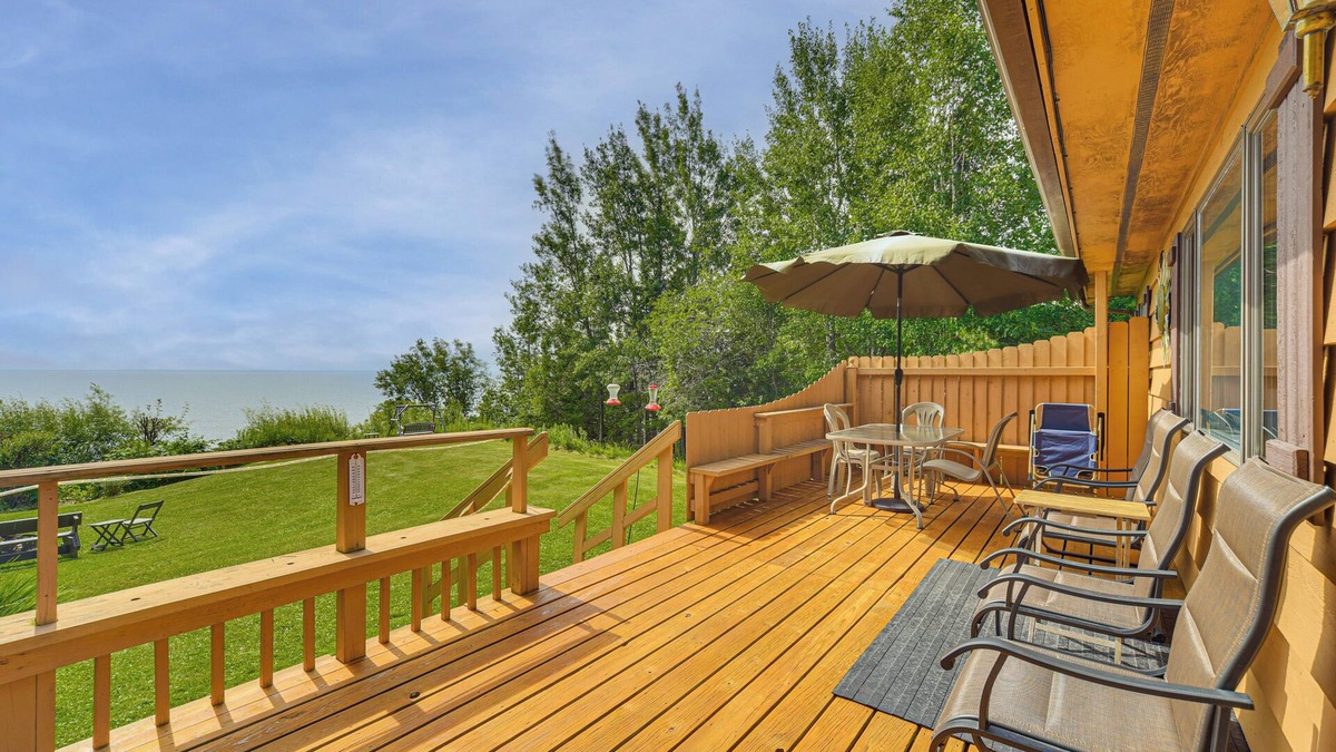 Palmers Apartment | 15 Mi to Duluth: Lake Superior Beachfront Home!