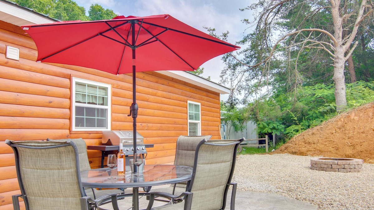 Newport Cabin | 15 Mi to Pigeon River Rafting: Newly Built Cabin!