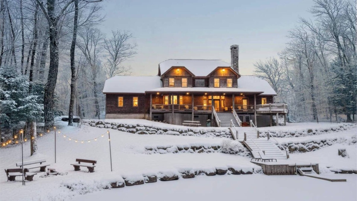 Essex County House | 15 Min to Gore - Adirondack Ski Lodge w/Hot Tub!
