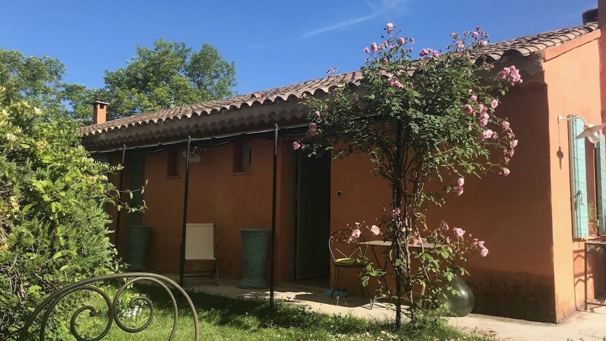 Le Puy-Sainte-Reparade Apartment | 15 Mins D'aix-en-provence et Lubéron Dans Domaine de Campagne Privé