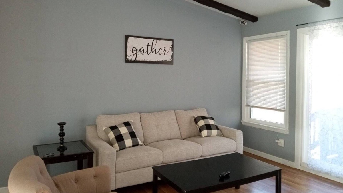 Great Mills House | 15 minutes from Solomon's Island Cozy dupldex upper-level
