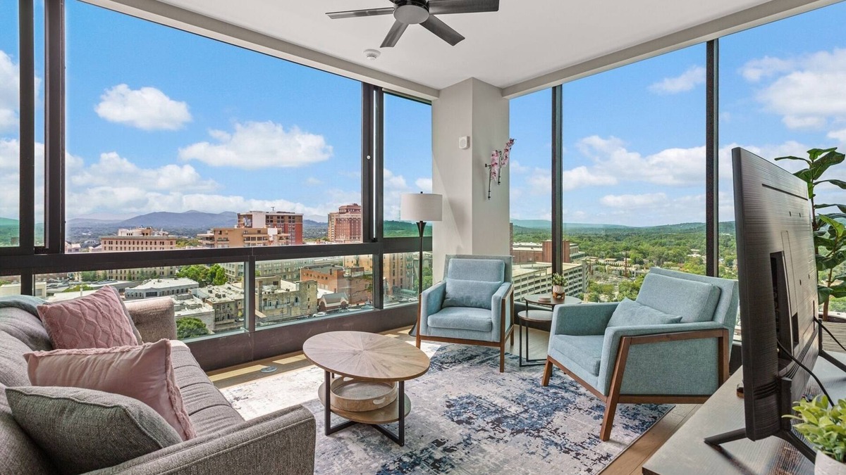 Downtown Asheville Condo | 15% OFF - Blue Ridge Escape | 10th floor Luxury Condo in Downtown, Panoramic Mountain View