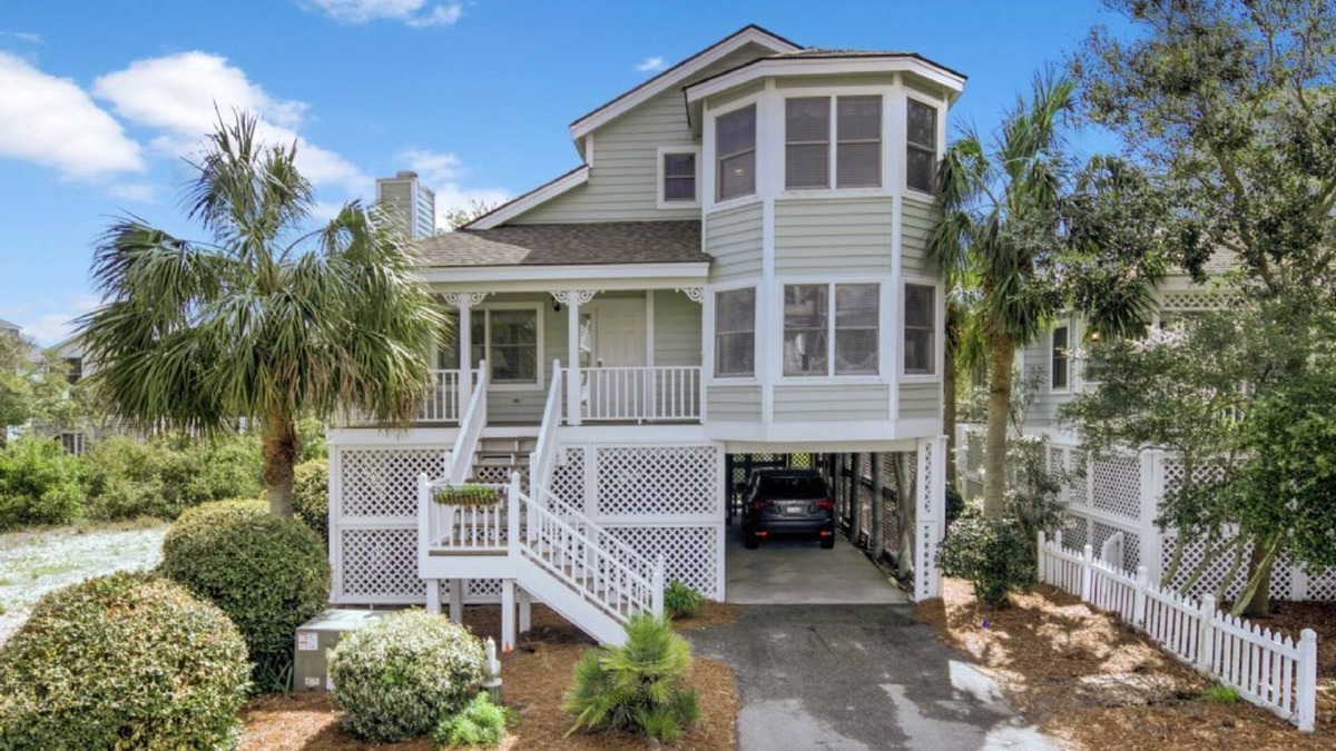 Pelican Bay House | 15 Pelican Bay by AvantStay | ποΈ π Close to Beach and Pool!