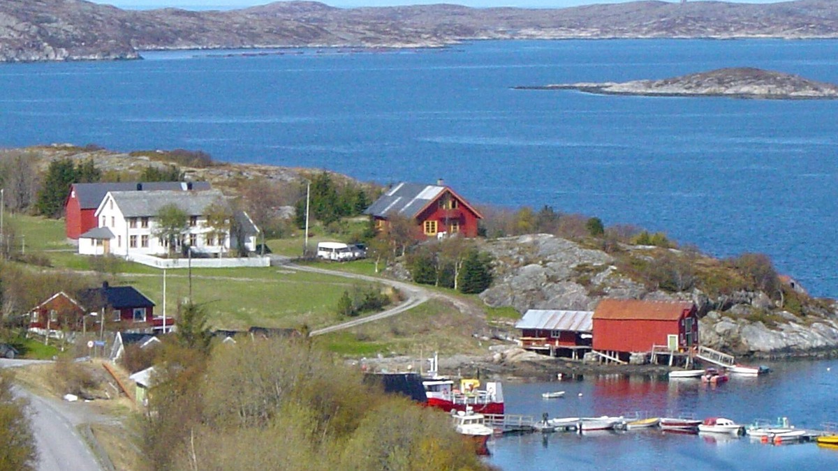 Lauvsnes House | 15 person holiday home in Flatanger