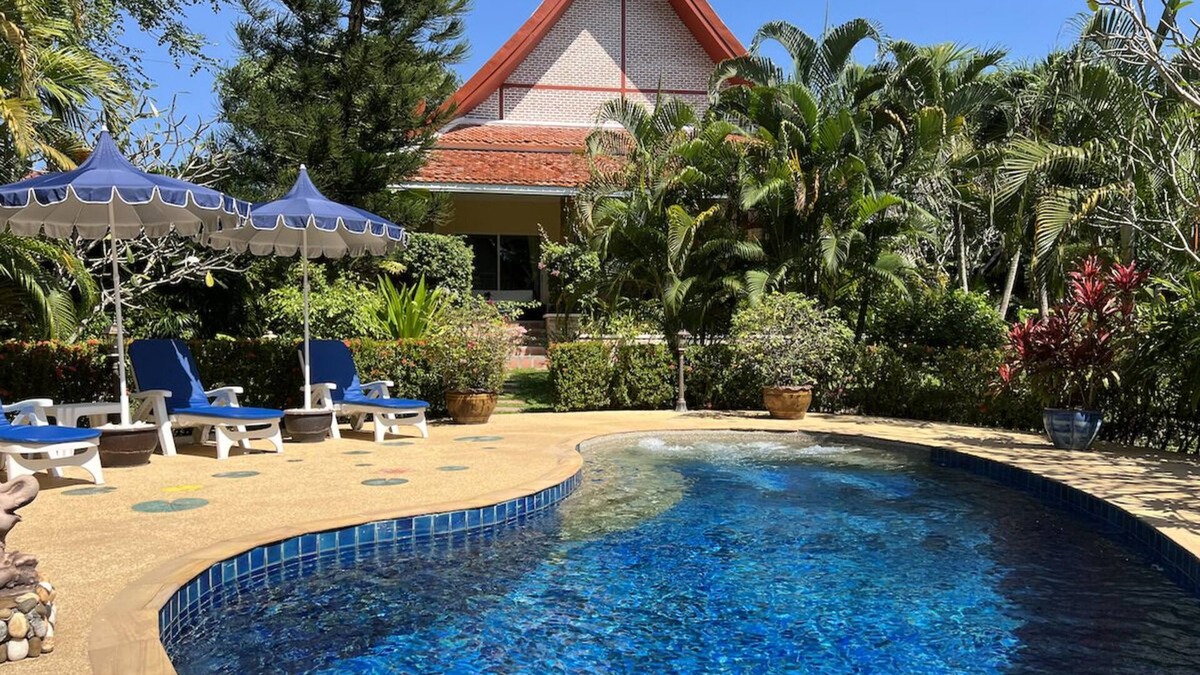 Rawai Villa | - 15% sept-oct RARE ! 3 bed-3bath,swimming-pool-jacuzzi,1 600m2, tropical garden, quiet area
