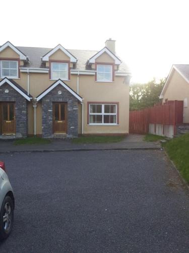 Kenmare House | 15 Sheen View Kenmare Co Kerry