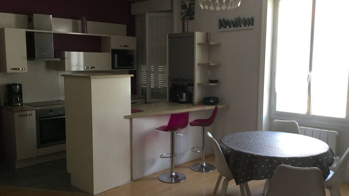 Les Sables d'Olonne Apartment | 150 m from the main beach in Les Sables d'Olonne T2 apartment in Sablaise house
