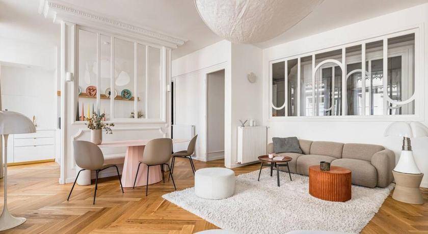 Jacquard - Prefecture Apartment | 150 m² Apartment ∙ 3 bedrooms ∙ 7 guests