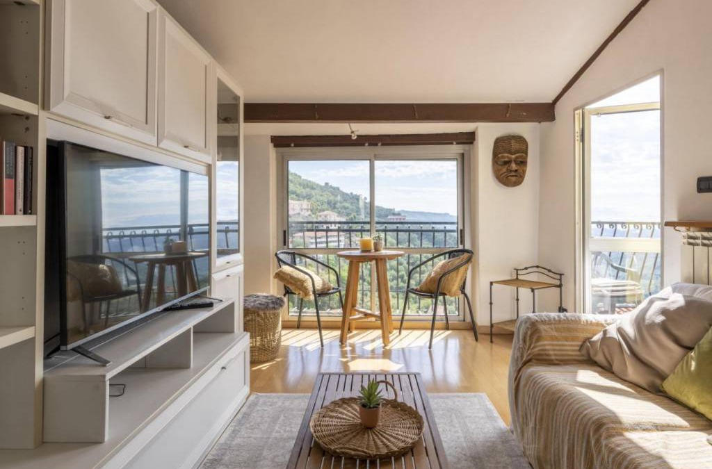 Pietrabruna Apartment | 150 m² Apartment ∙ 2 bedrooms ∙ 6 guests