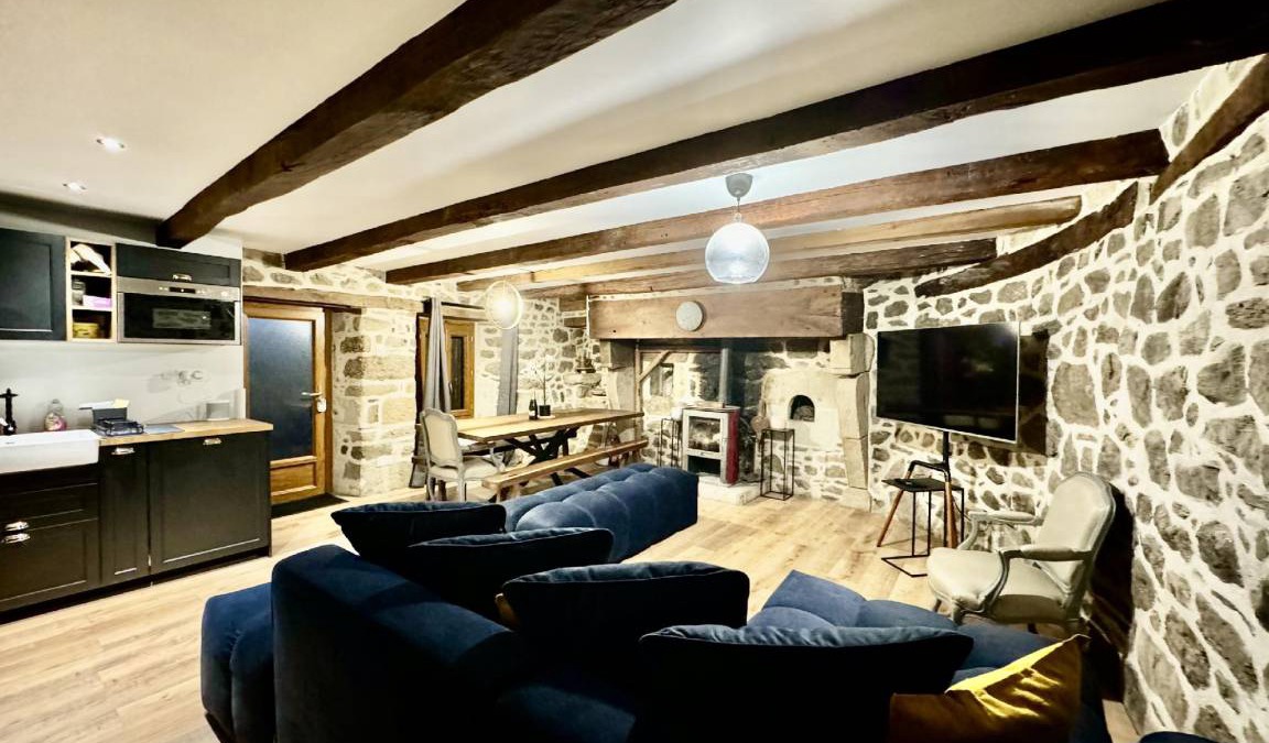 Antignac Bed & Breakfast | 150 m² Bed and breakfast ∙ 4 bedrooms ∙ 10 guests