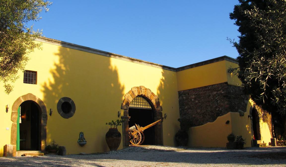 Milazzo Cottage | 150 m² Cabin ∙ 2 bedrooms ∙ 12 guests
