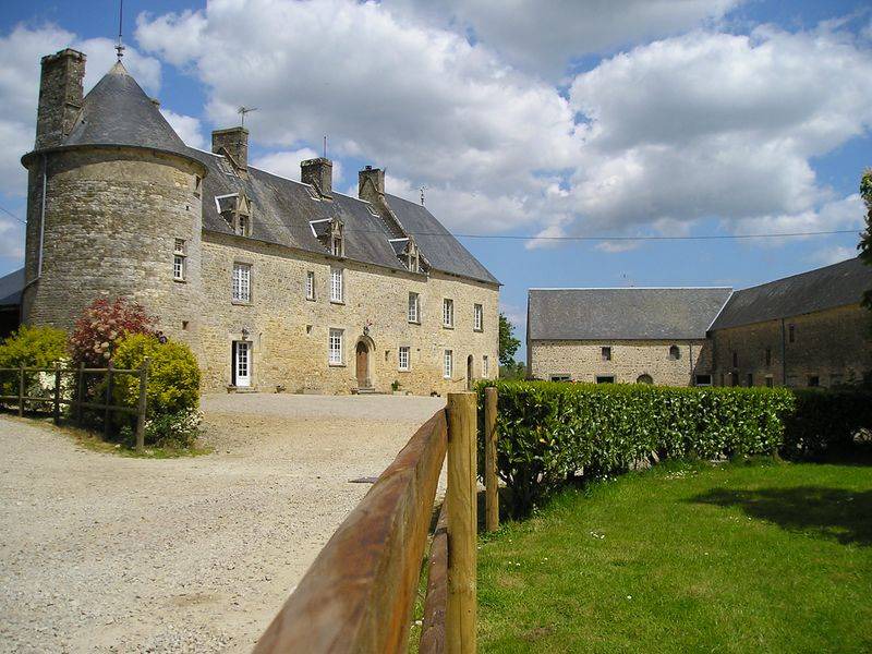 Picauville House | 150 m² Gîte ∙ 4 bedrooms ∙ 10 guests