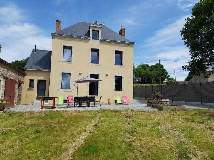 Guillac House | 150 m² Gîte ∙ 4 bedrooms ∙ 8 guests