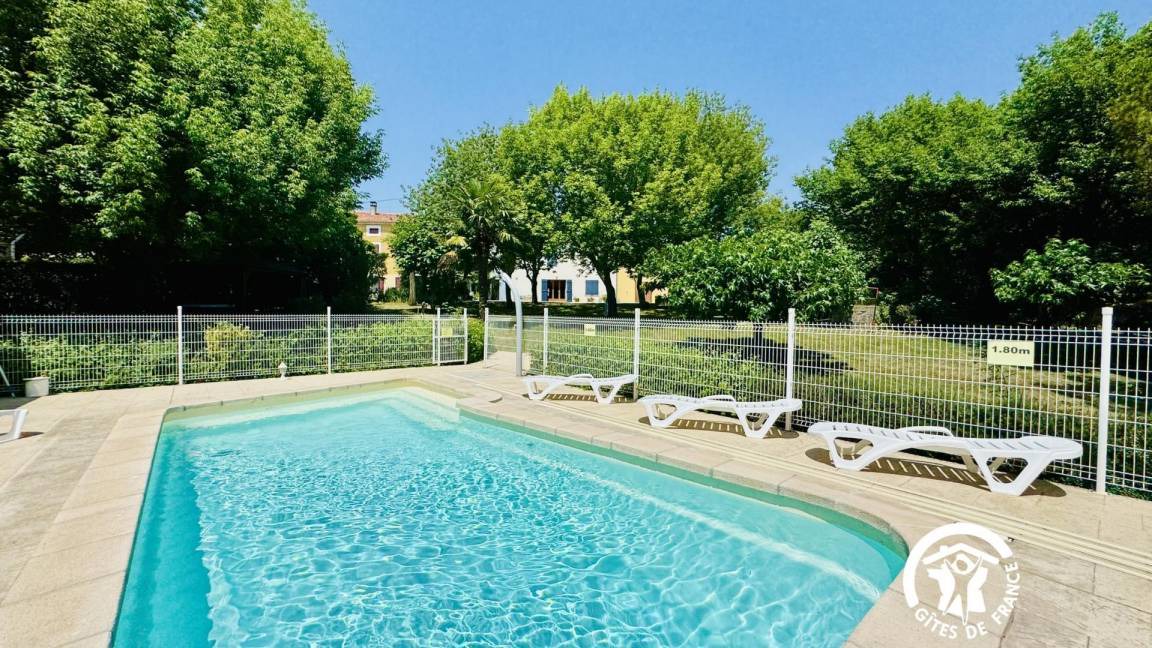 Saint-Gauderic House | 150 m² Gîte ∙ 4 bedrooms ∙ 11 guests