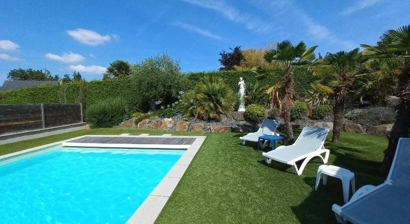 Plouer-sur-Rance House | 150 m² House ∙ 4 bedrooms ∙ 10 guests