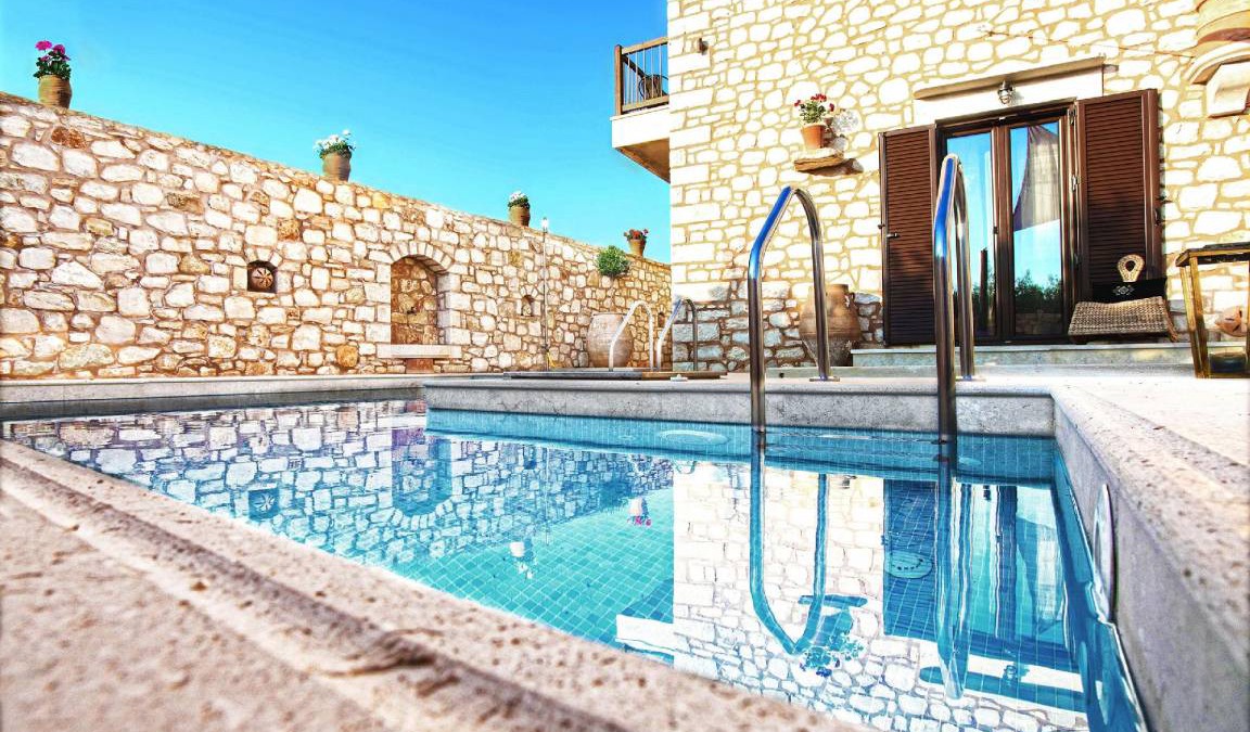Roumeli House | 150 m² House ∙ 2 bedrooms ∙ 5 guests