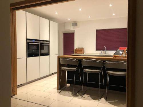 Sallybrook House | 150 m² House ∙ 3 bedrooms ∙ 6 guests