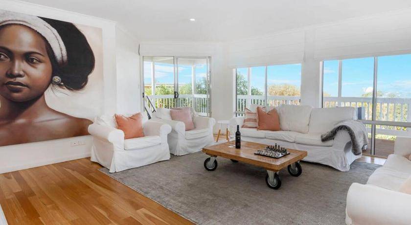Hayborough House | 150 m² House ∙ 4 bedrooms ∙ 8 guests
