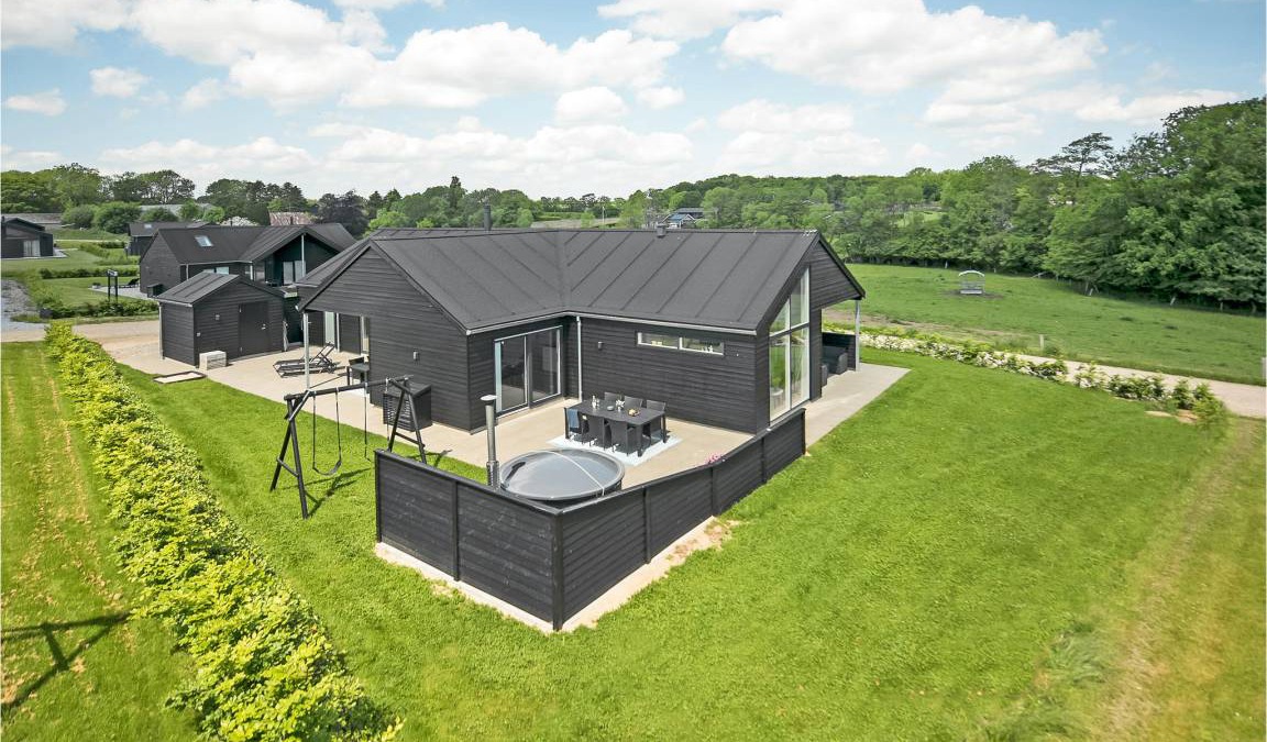 Kelstrup House | 150 m² House ∙ 4 bedrooms ∙ 10 guests