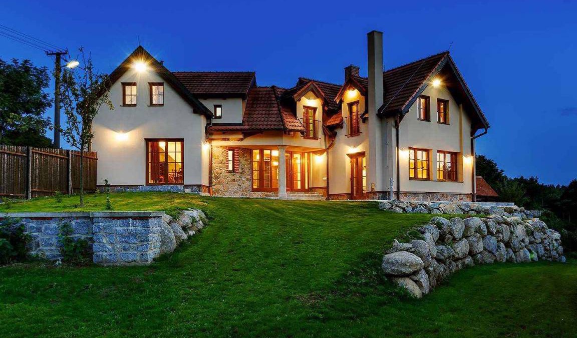Varvazov House | 150 m² House ∙ 4 bedrooms ∙ 10 guests