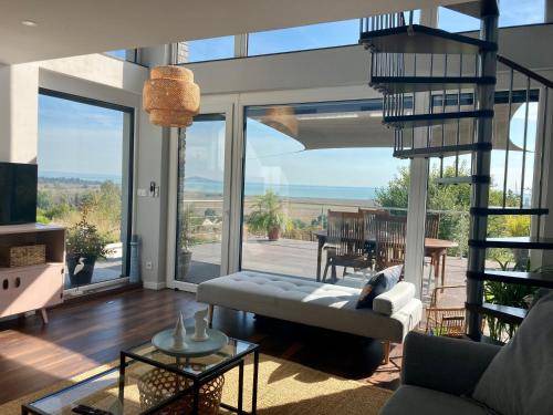 Szigliget Resort | 150 m² Resort ∙ 3 bedrooms ∙ 6 guests