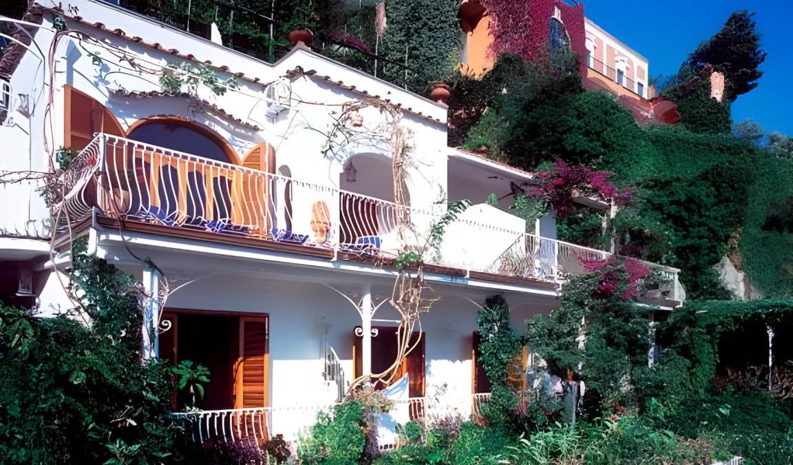 Positano Apartment | 150 m² Serviced apartment ∙ 3 bedrooms ∙ 10 guests