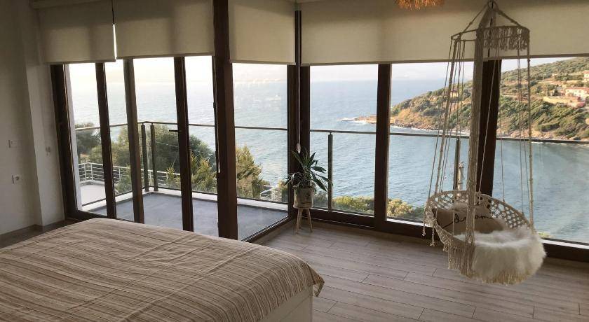 Bogazici Villa | 150 m² Villa ∙ 3 bedrooms ∙ 10 guests