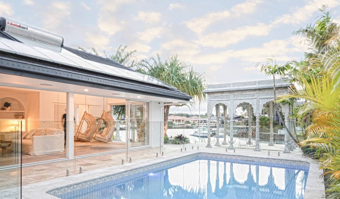 Runaway Bay Villa | 150 m² Villa ∙ 1 bedroom ∙ 2 guests