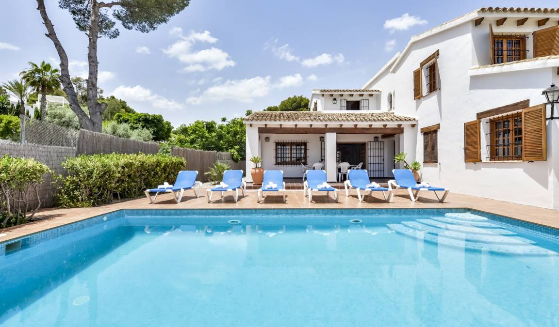 Moraira Villa | 150 m² Villa ∙ 6 bedrooms ∙ 10 guests