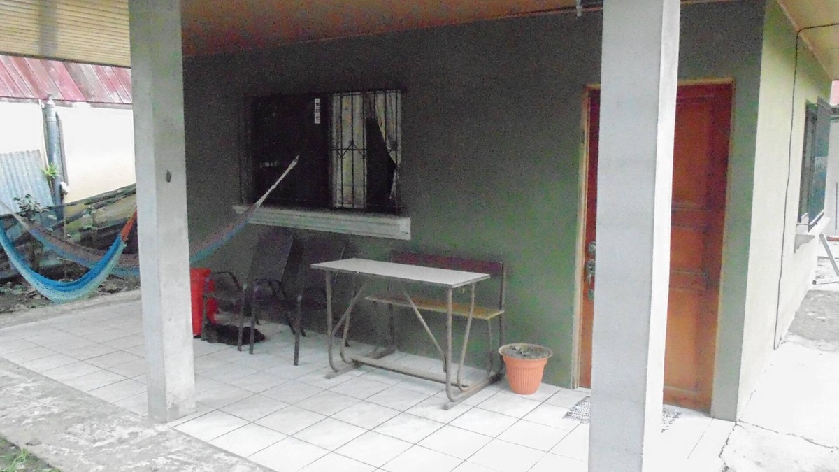 Rivas House | 150 meters from the Police Delegation to the west, Cahuita