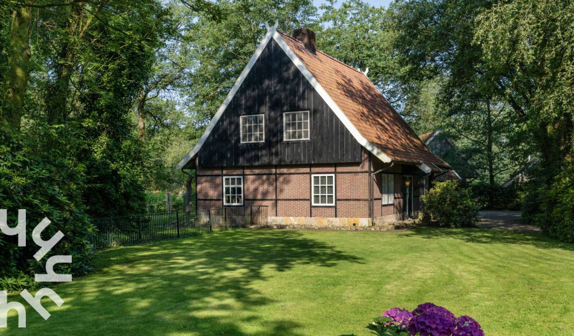 Vasse House | 1500 m² House ∙ 4 bedrooms ∙ 8 guests